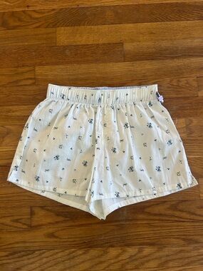 wild fable Cream Floral High-Waist Elastic Shorts with Blue Print
